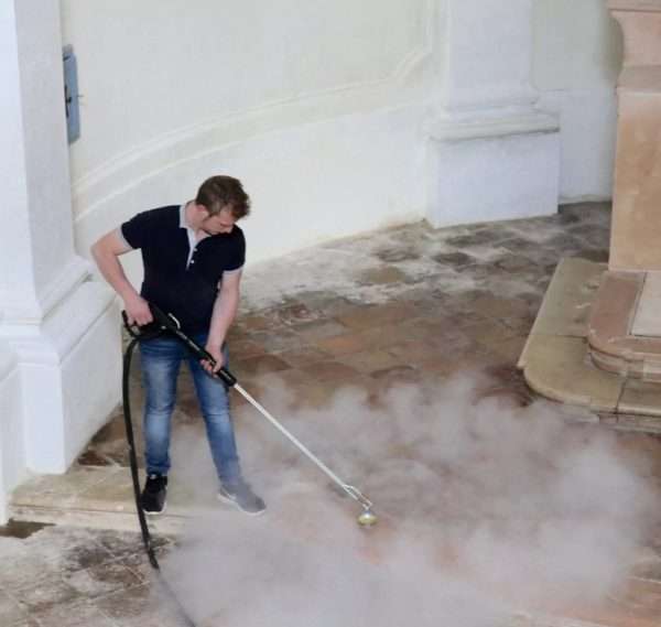 Steam clean with our pure industrial steam cleaners. perfect for hotels and hospitality, facilities management, properties and construction.