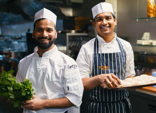 Renovate restaurants by cleaning with an industrial steam cleaner. Buy the best commercial steam cleaning machine to remove the dirt and odours and provide happy and healthy workers and customers. results in cooking chefs prepare meal in clean environment.