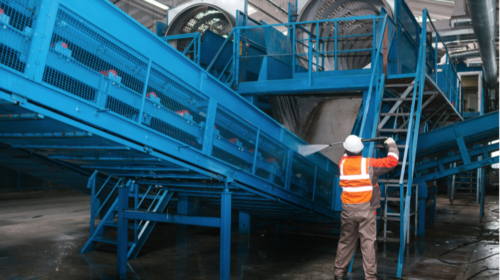 pressure wash benefits of steam cleaners in the manufacturing industry