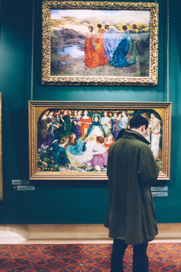 Pictures, paintings, museum, artefacts, objects, delicate, antique